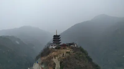 镇安寺庙